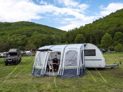 Przedsionek pompowany Reimo Marina Air 290 do przyczepy kempingowej